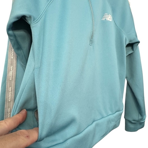 New Balance Blue Logo Tape Quarter Zip Pullover Sweatshirt Medium - Picture 4 of 5